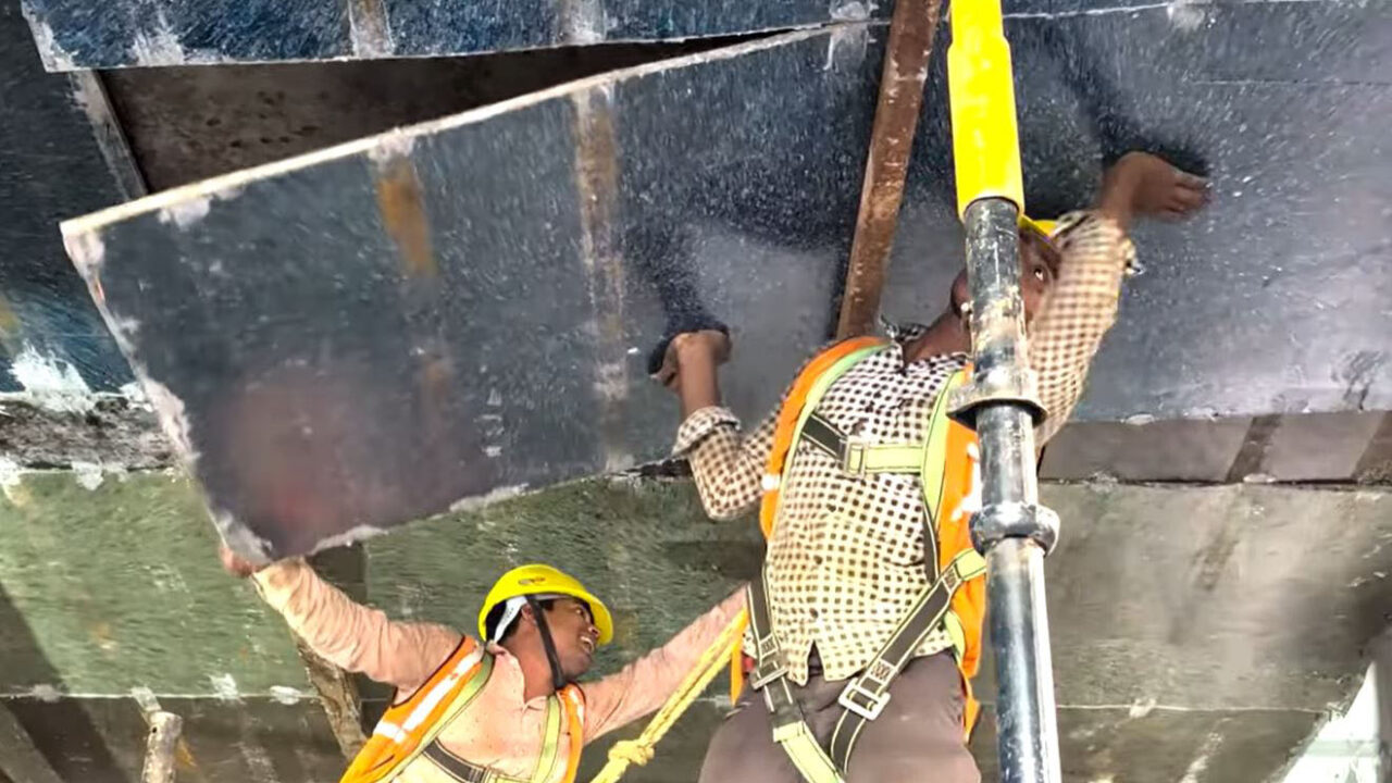 plastic shuttering work
