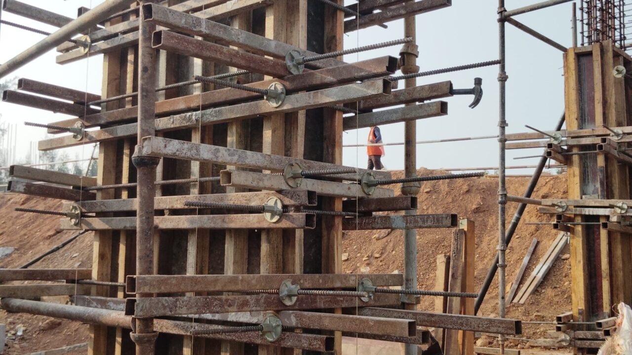 column shuttering