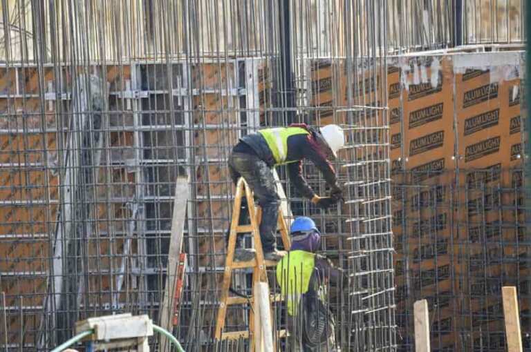 retaining wall shuttering